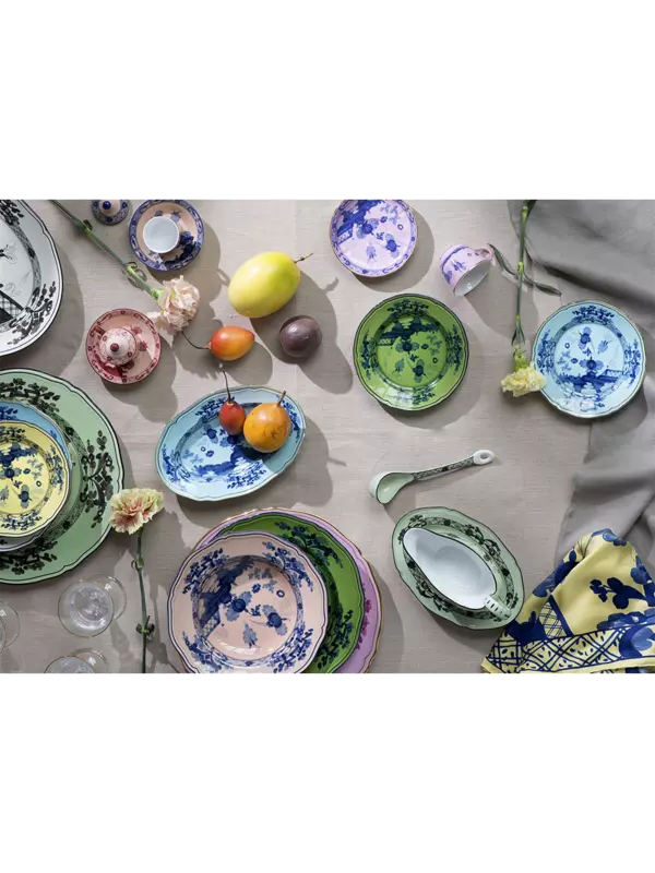 كوب قهوة أزاليا من تشكيلة أورينت إيطاليانو