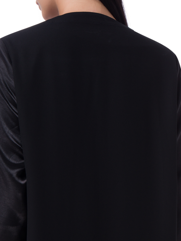 Abstract in black Abayah