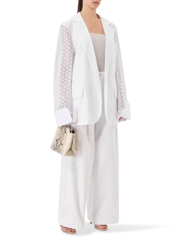 /original/10303014_JEJI_01 White_2.png_convert-600x800