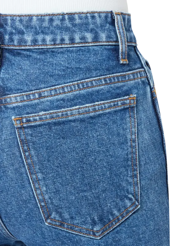 /original/1032916009_KHTE_Boone 009_5.png_convert-600x800