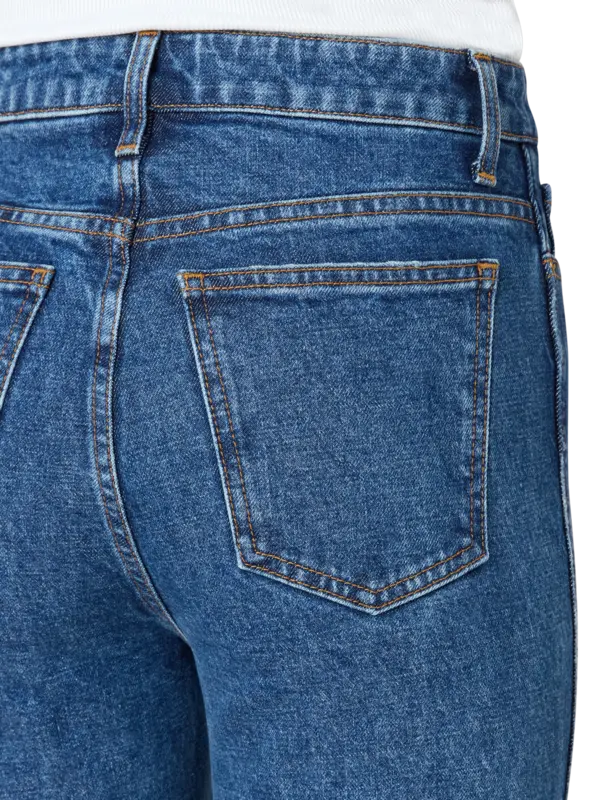 /original/1071916009_KHTE_Boone009_5.png_convert-600x800