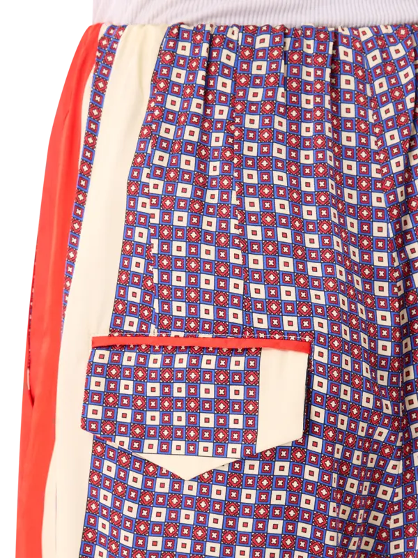 /original/10851027_JEJI_14 RosaRed_6.png_convert-600x800