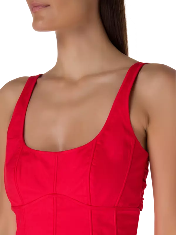 فستان صيفي برباط من الخلف