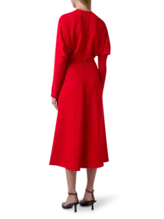 فستان متوسط الطول بأكمام دولمان