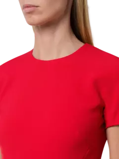 فستان بقصة ضيقة بنمط قميص