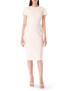 فستان بقصة ضيقة بنمط تيشرت