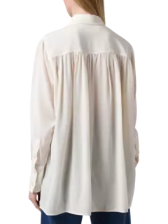 قميص بصدر متباين