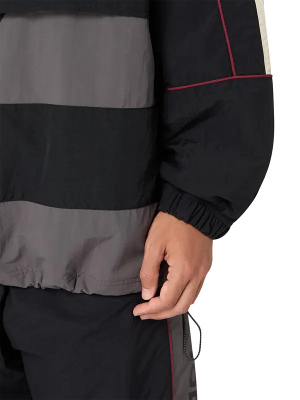 /original/121WP01009_MARO_Blkgryblac_5.png_convert-600x800