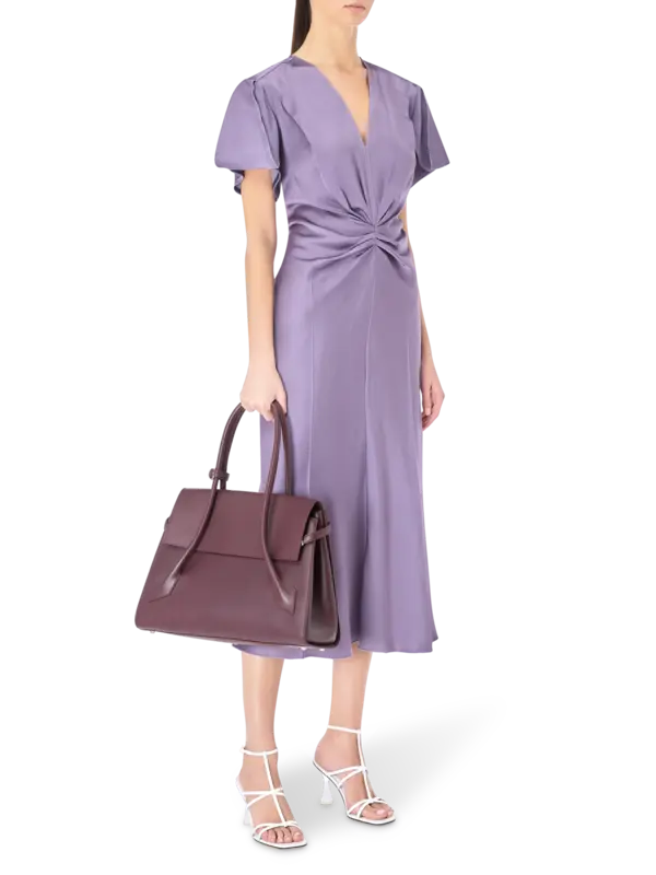 /original/1225WDR005195D_VBHM_Iris 9362_2.png_convert-600x800