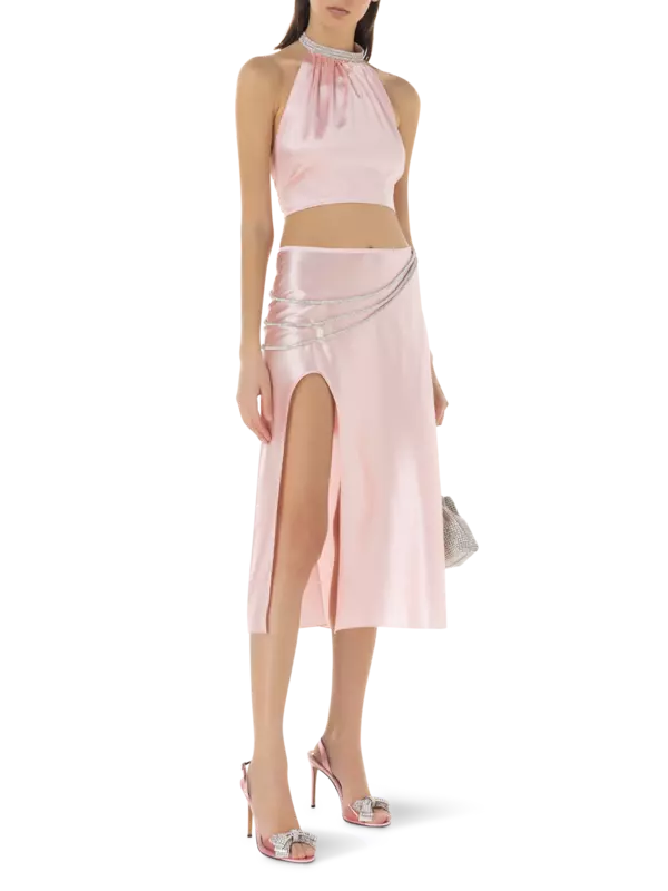 بلوزة كايا بحمالة حول العنق مزينة بالكريستال