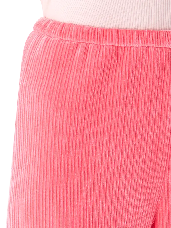 بنطال ضيق من الأعلى وواسع من الأسفل من قماش كوردوري مضلع