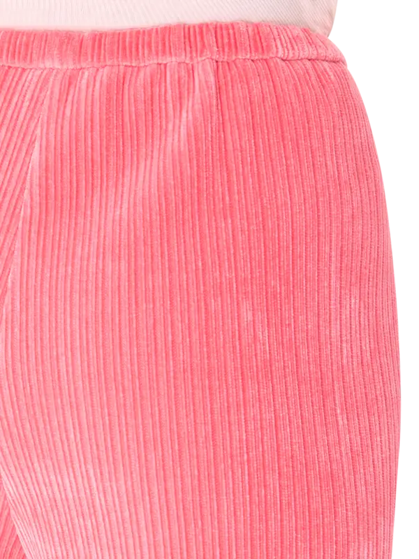 بنطال ضيق من الأعلى وواسع من الأسفل من قماش كوردوري مضلع