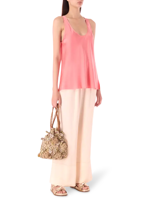 بلوزة بدون أكمام من حرير الساتان الثقيل القابل للتمدد