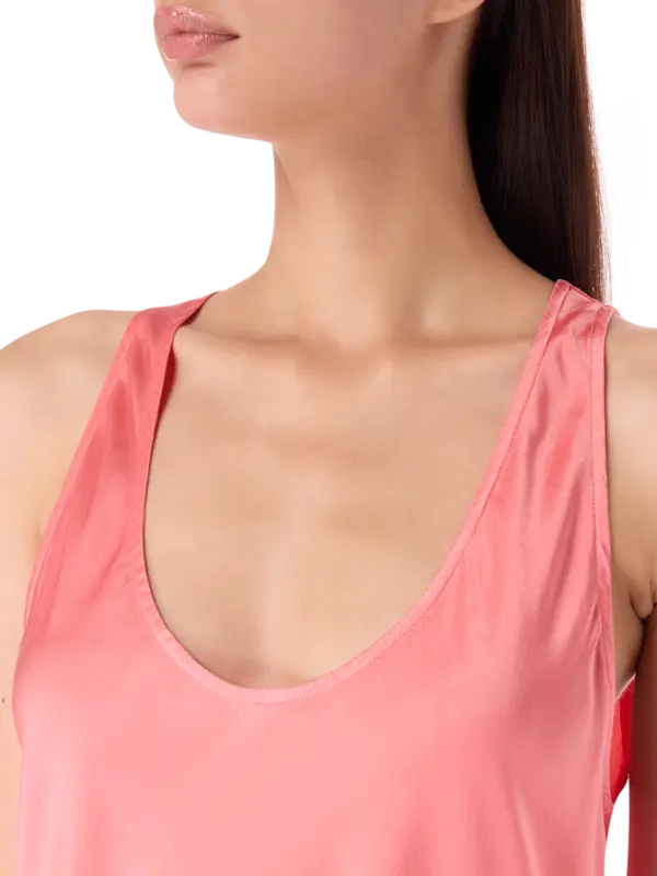 بلوزة بدون أكمام من حرير الساتان الثقيل القابل للتمدد