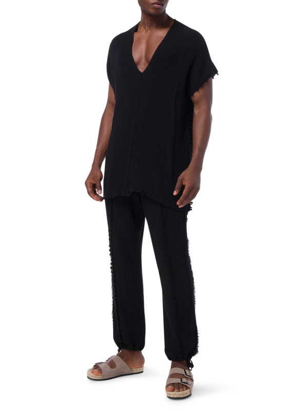 /original/12CA11108317_CRVN_Black_3.png_convert-600x800