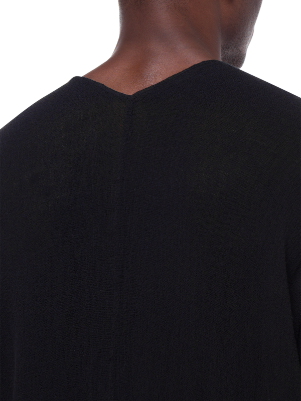 /original/12CA11108317_CRVN_Black_7.png_convert-600x800