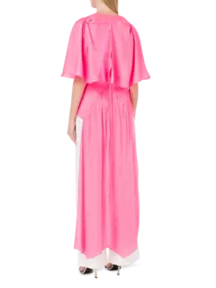 بلوزة بأكمام كاب بلون قزحي