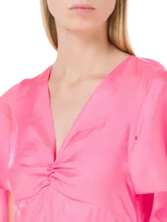 بلوزة بأكمام كاب بلون قزحي