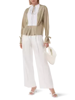 بلوزة من الحرير مزينة بكسرات