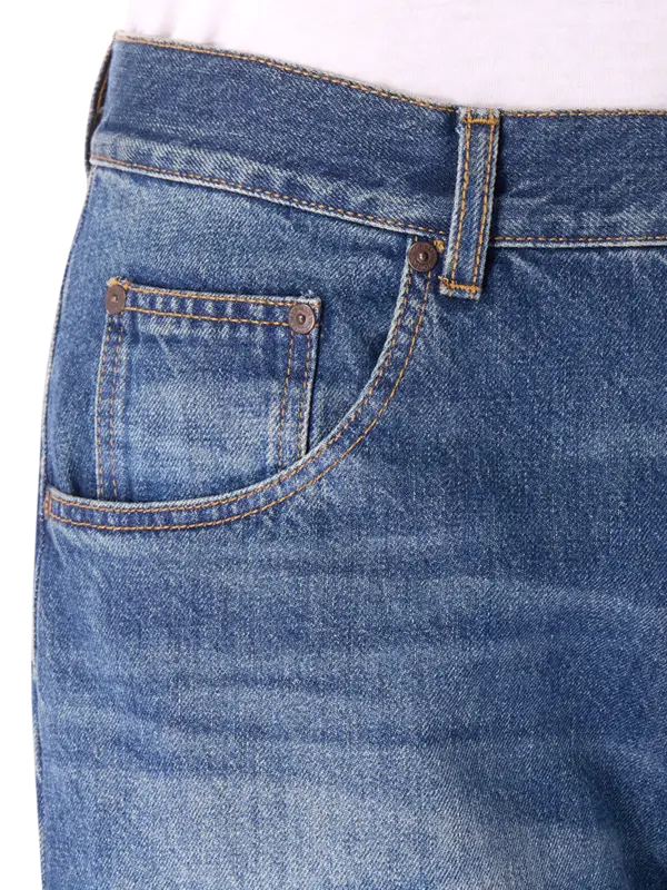 بنطال جينز بوي فريند بتفاصيل مطوية