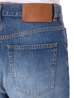 بنطال جينز بوي فريند بتفاصيل مطوية