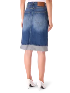 تنورة جينز بصف من الأزرار