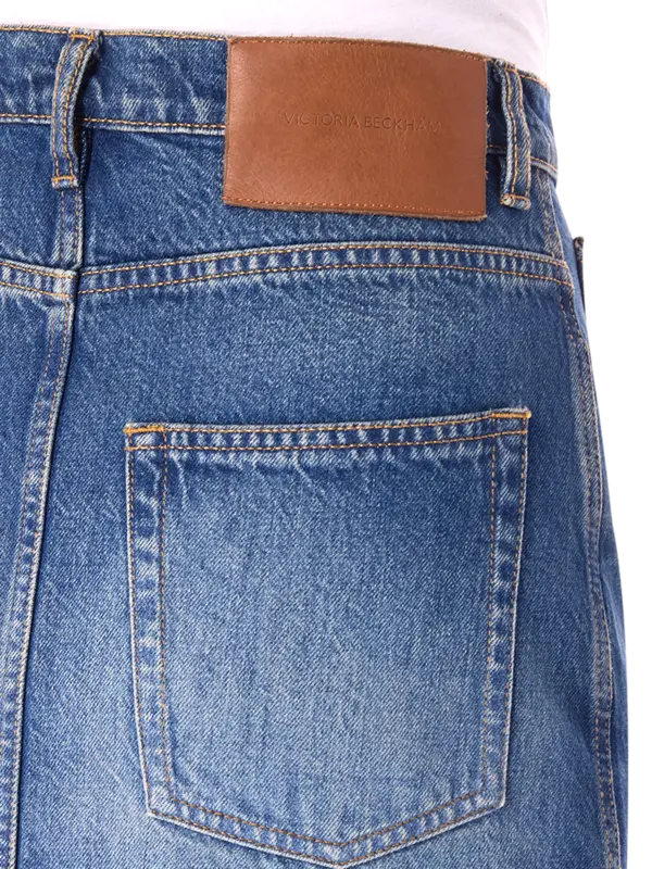 تنورة جينز بصف من الأزرار