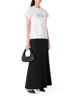 تيشرت سلوجان بعبارة "Does Anyone Actually Wear Slogan T-Shirts؟"