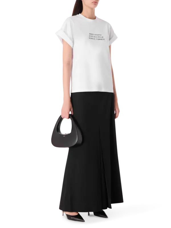 تيشرت سلوجان بعبارة "Does Anyone Actually Wear Slogan T-Shirts؟"