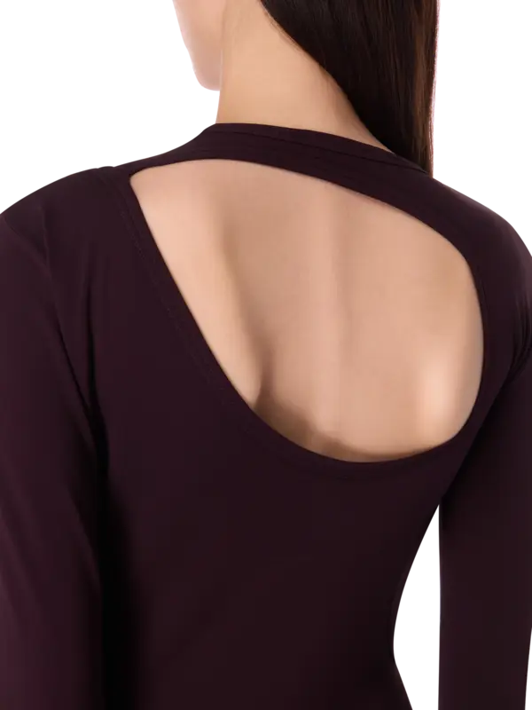 فستان طويل من قماش الجيرسي بتصميم مفتوح