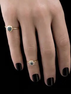 /original/13CRG02CHBBY_NGZL_YGBLUEBLA_2.png_convert-240x320