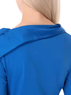 بلوزة من قماش الجيرسيه بأكمام طويلة وتصميم منسدل