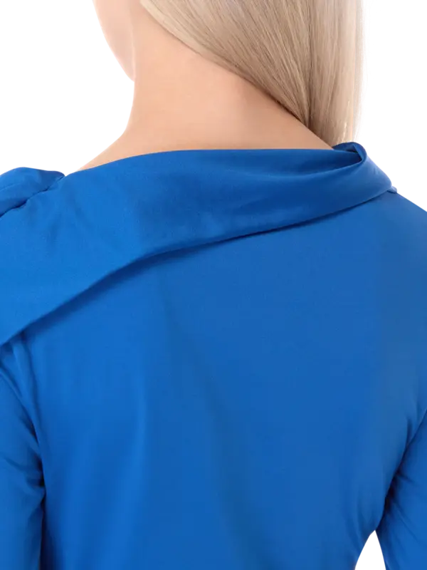 بلوزة من قماش الجيرسيه بأكمام طويلة وتصميم منسدل