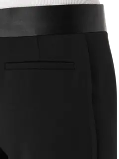 بنطال بشريط جانبي