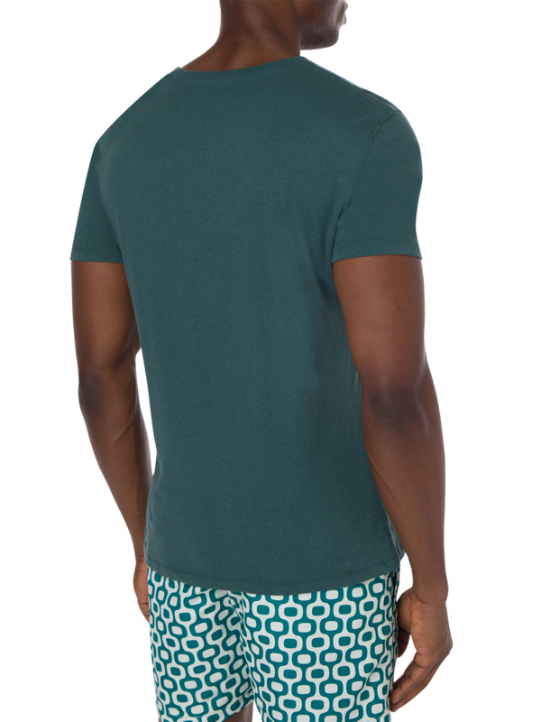 تيشيرت بقصة عادية وفتحة رقبة مستديرة من مزيج الكتان