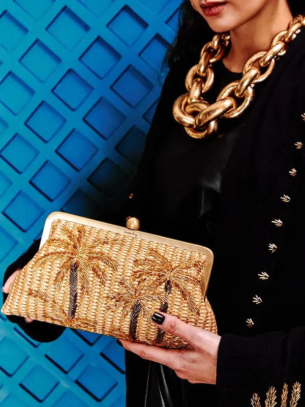 /original/16247_CONS_Gold_2.png_convert-600x800