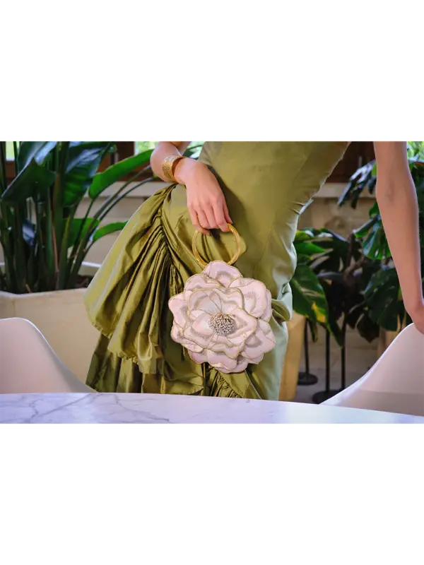 /original/18604_CONS_Gold_2.png_convert-600x800