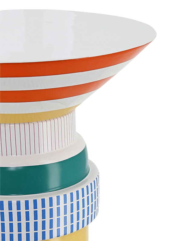 طاولة نوفا جيلبيرتو من بوسا بلون أبيض لامع وألوان