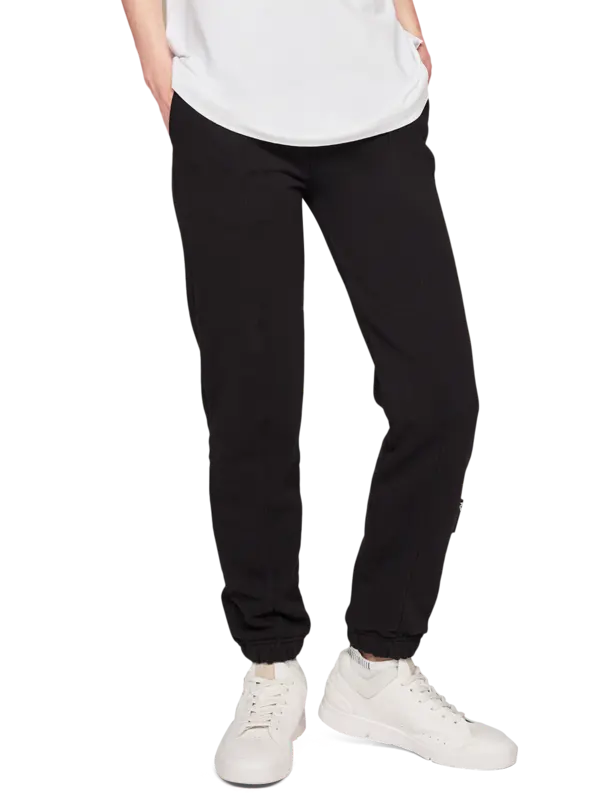 /original/1WE10050553_ONRU_Black_1.png_convert-600x800