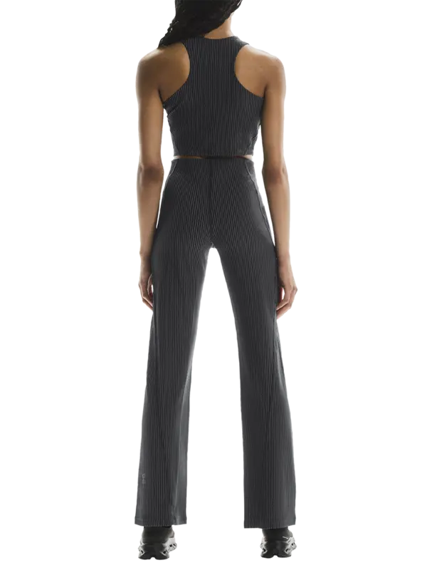 /original/1WF30470080_ONRU_BlackRock_3.png_convert-600x800