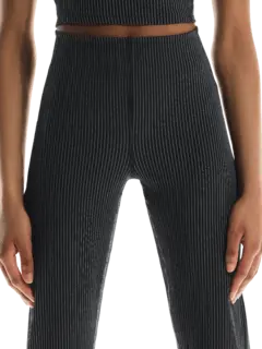 /original/1WF30470080_ONRU_BlackRock_5.png_convert-240x320