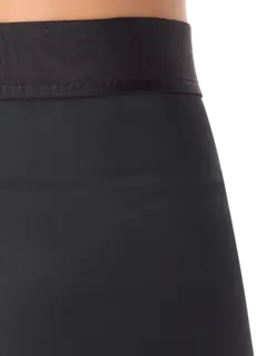 بنطال بقصة ضيقة