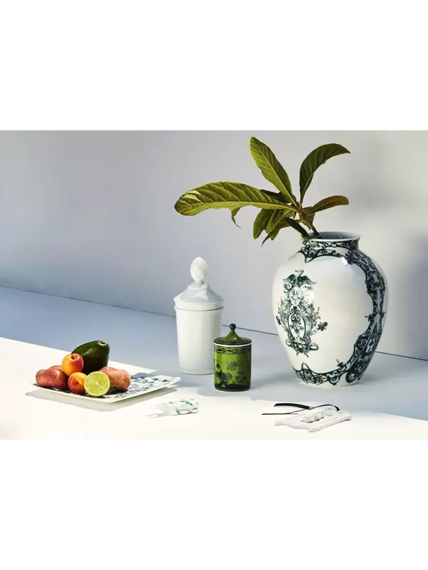 شمعة مالاكايت مع غطاء من تشكيلة أورينت إيتاليانو