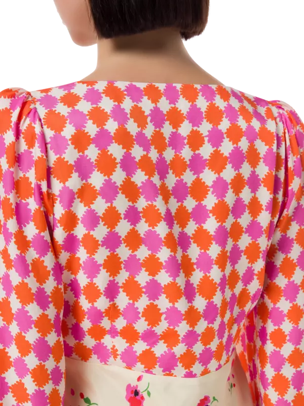 /original/2205142M_KITR_MixedPrint_7.png_convert-600x800