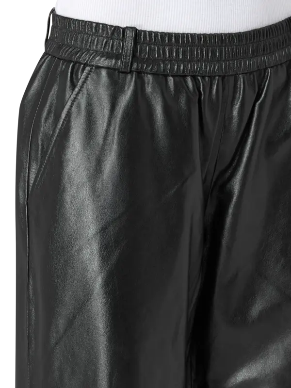 /original/22062_TGAR_Black050_4.png_convert-600x800