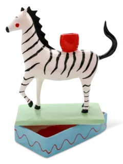 /original/22LRC06J_LARO_White_3.png_convert-240x320