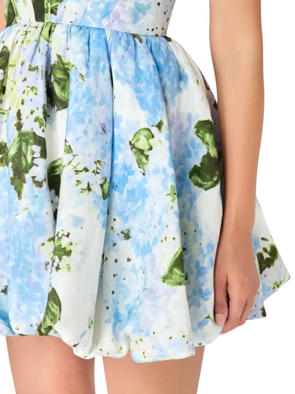 /original/22SS5448_AJE_Blue Hydra_5.png_convert-600x800