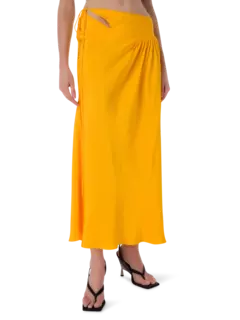 تنورة تريكيترا بتصميم مكشكش