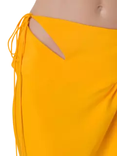 تنورة تريكيترا بتصميم مكشكش