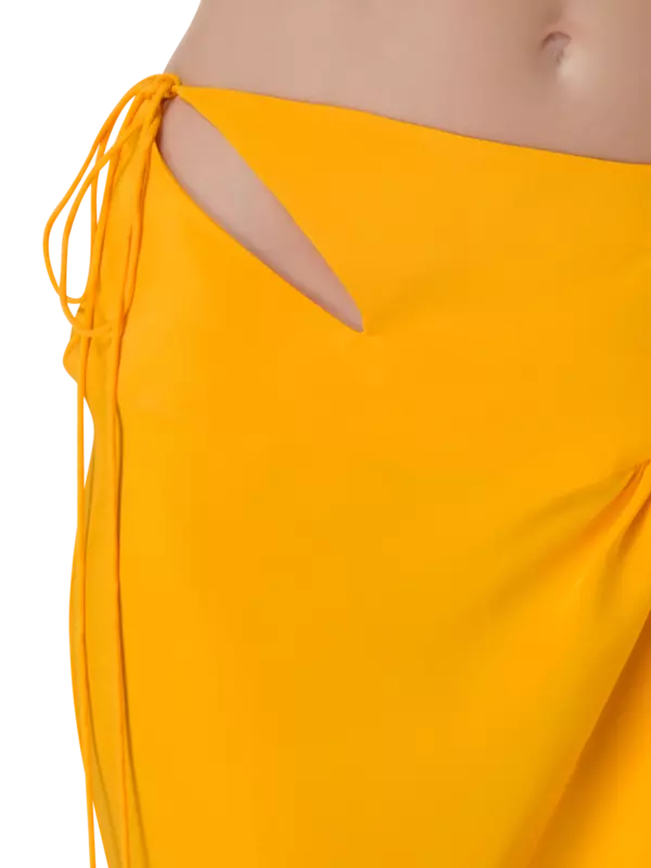 تنورة تريكيترا بتصميم مكشكش